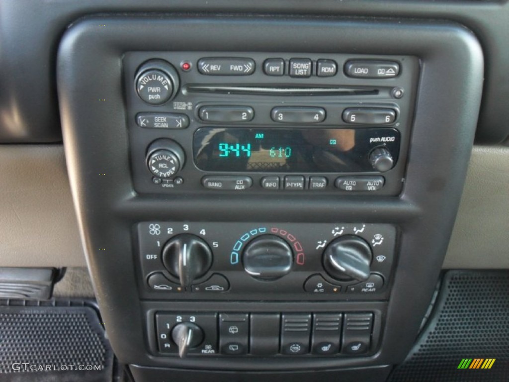 2005 Chevrolet Venture LT Audio System Photo #54660423