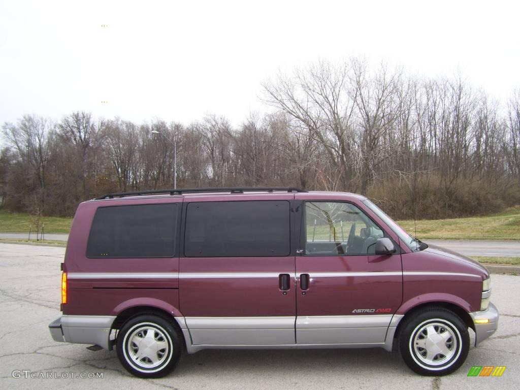 1997 Astro LT AWD Passenger Van - Cyclamen Purple Metallic / Gray photo #1