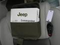 2008 Bright Silver Metallic Jeep Commander Limited 4x4  photo #31
