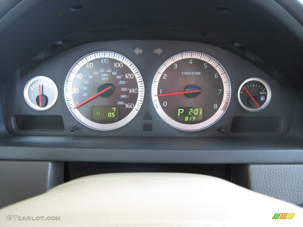 2012 Volvo XC90 3.2 Gauges Photos
