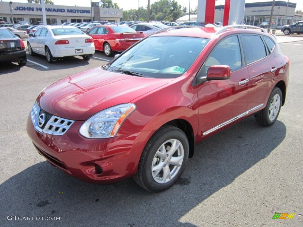 2011 Rogue SV AWD - Cayenne Red / Gray photo #3