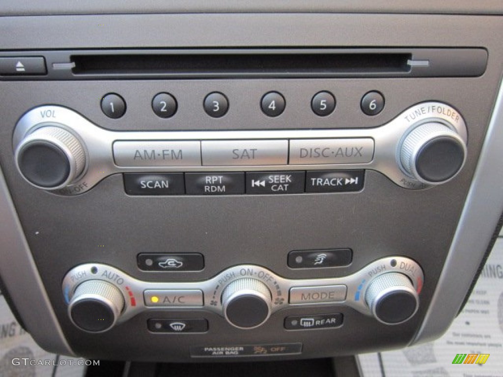 2011 Nissan Murano CrossCabriolet AWD Controls Photo #54663675