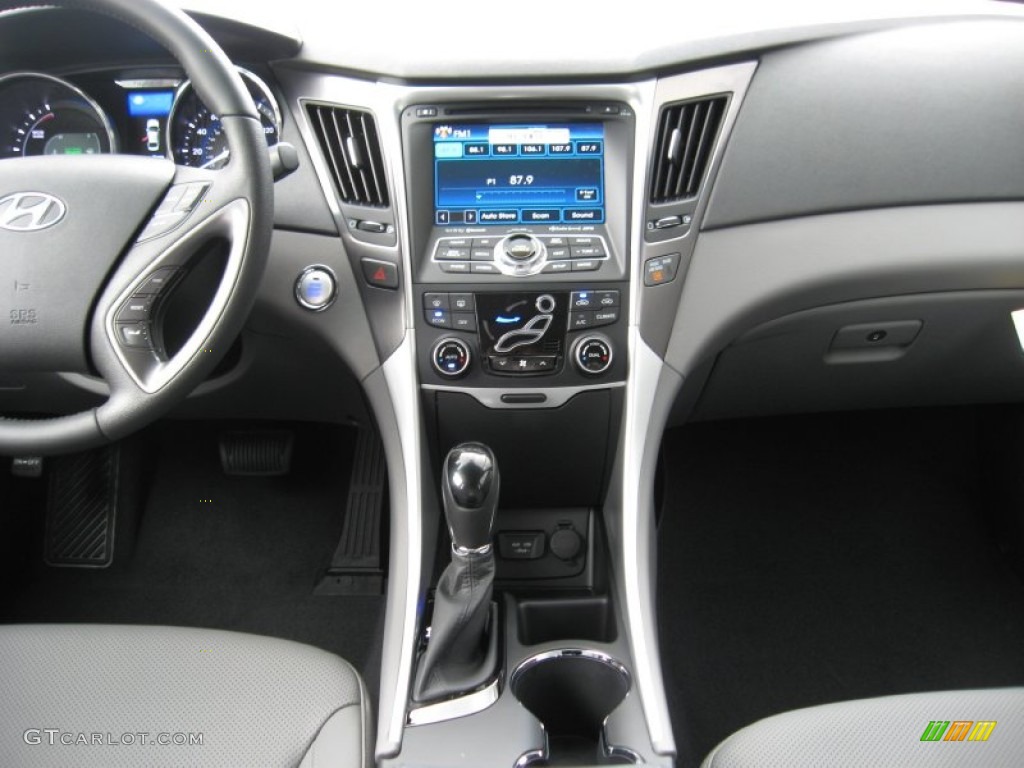 2011 Hyundai Sonata Hybrid Controls Photo #54663687