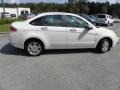 White Suede - Focus SEL Sedan Photo No. 12
