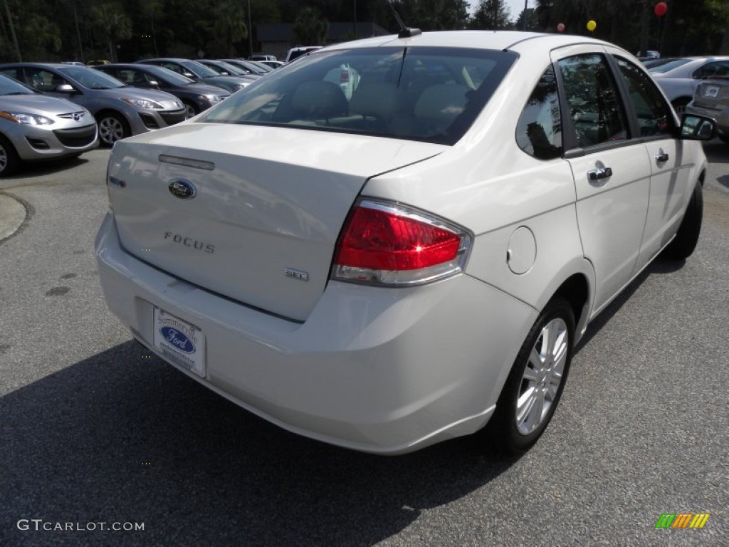 2011 Focus SEL Sedan - White Suede / Medium Stone photo #13