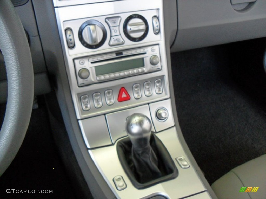 2006 Chrysler Crossfire Limited Coupe Controls Photo #54669552