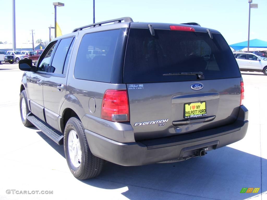 2005 Expedition XLT - Dark Shadow Grey Metallic / Medium Flint Grey photo #8