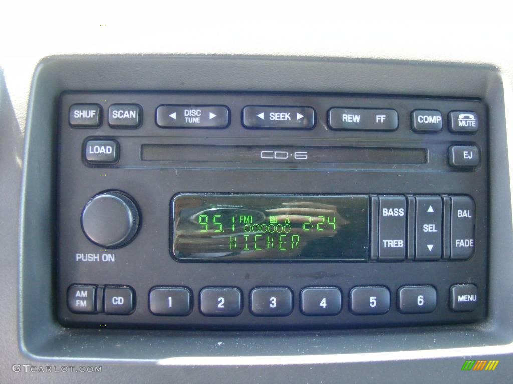 2005 Expedition XLT - Dark Shadow Grey Metallic / Medium Flint Grey photo #43