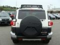 Iceberg White - FJ Cruiser 4WD Photo No. 5