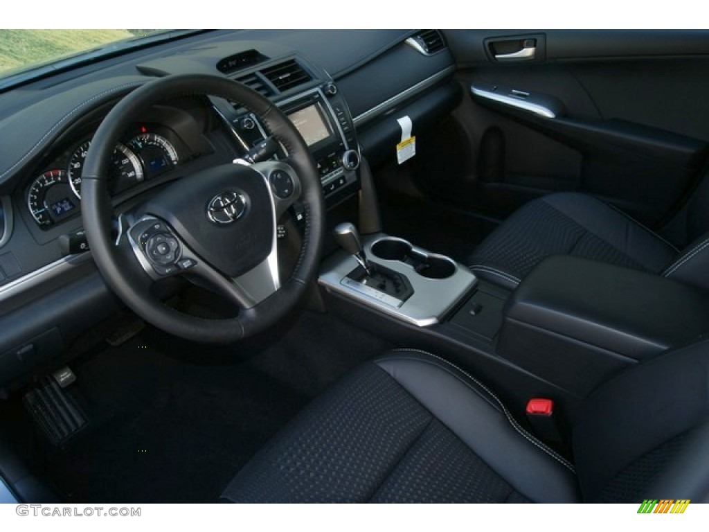 Black Interior 2012 Toyota Camry SE V6 Photo #54674520