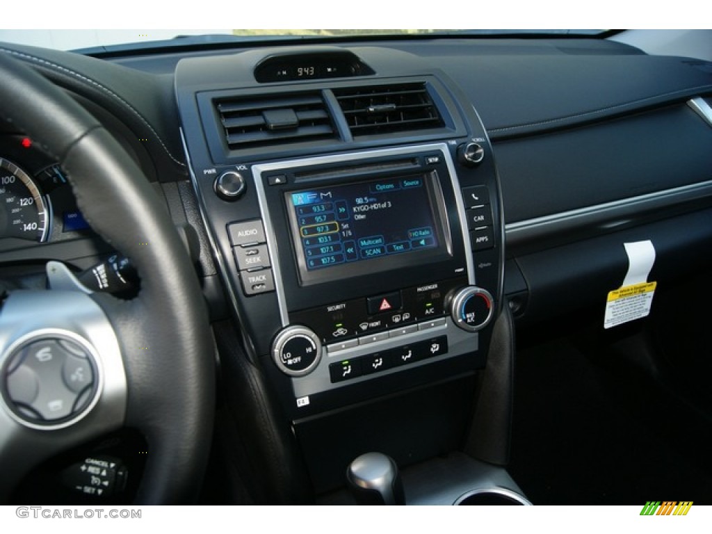 2012 Toyota Camry SE V6 Controls Photo #54674628