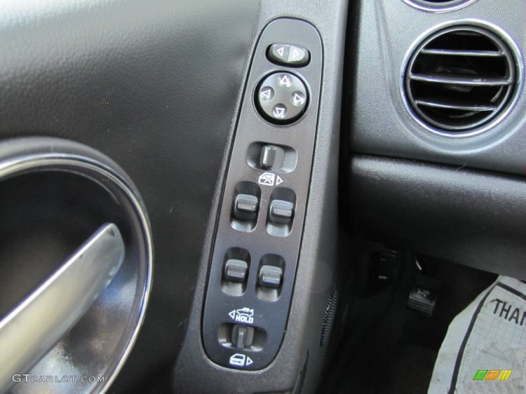 2008 Pontiac Grand Prix Sedan Controls Photo #54675810