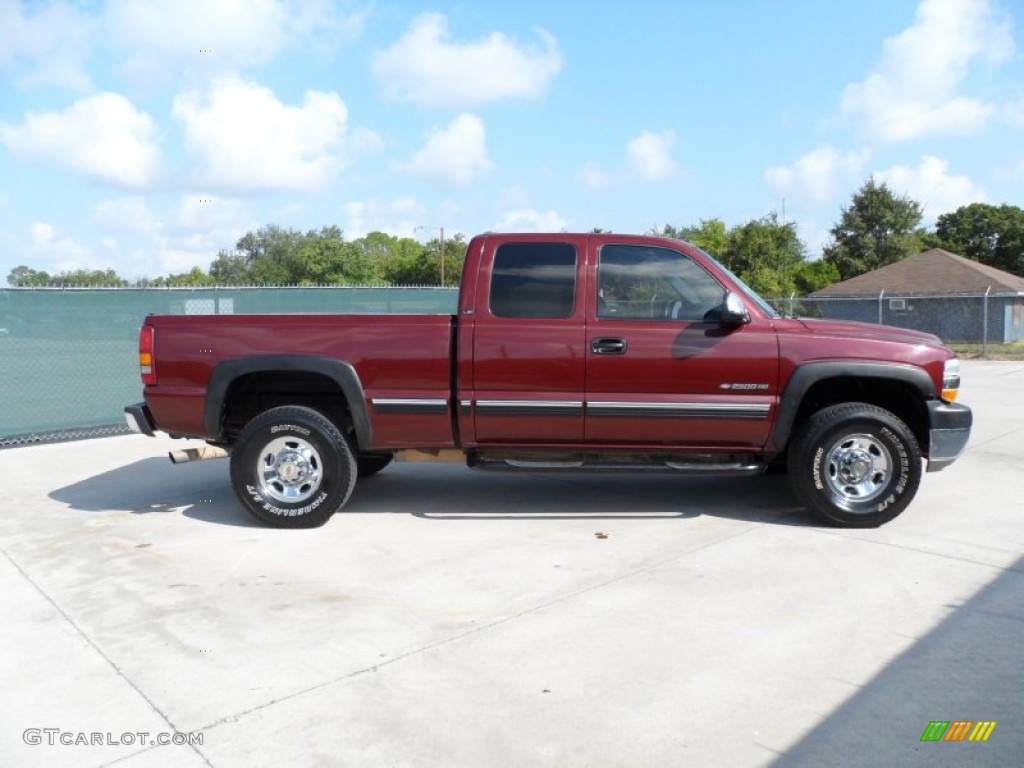 2001 Silverado 2500HD LS Extended Cab - Dark Carmine Red Metallic / Graphite photo #2