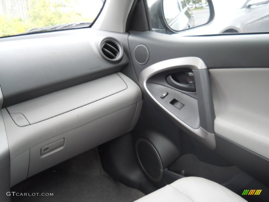 2007 RAV4 Limited 4WD - Nautical Blue Metallic / Ash Gray photo #7