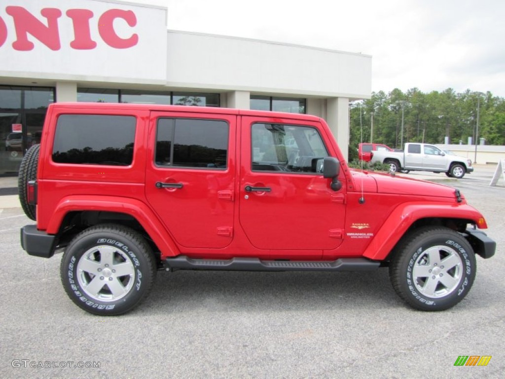 2012 Wrangler Unlimited Sahara 4x4 - Flame Red / Black photo #8