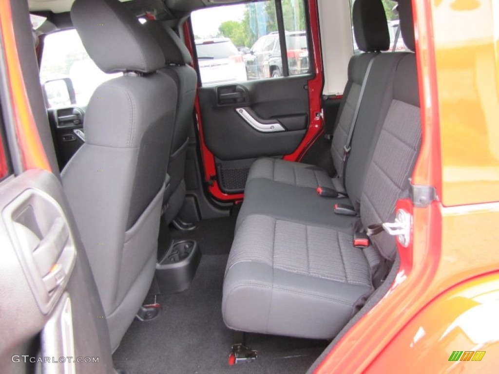 Black Interior 2012 Jeep Wrangler Unlimited Sahara 4x4 Photo #54682518