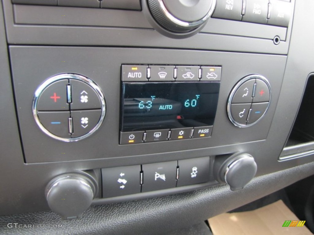 2012 GMC Sierra 1500 SLE Crew Cab Controls Photo #54683025