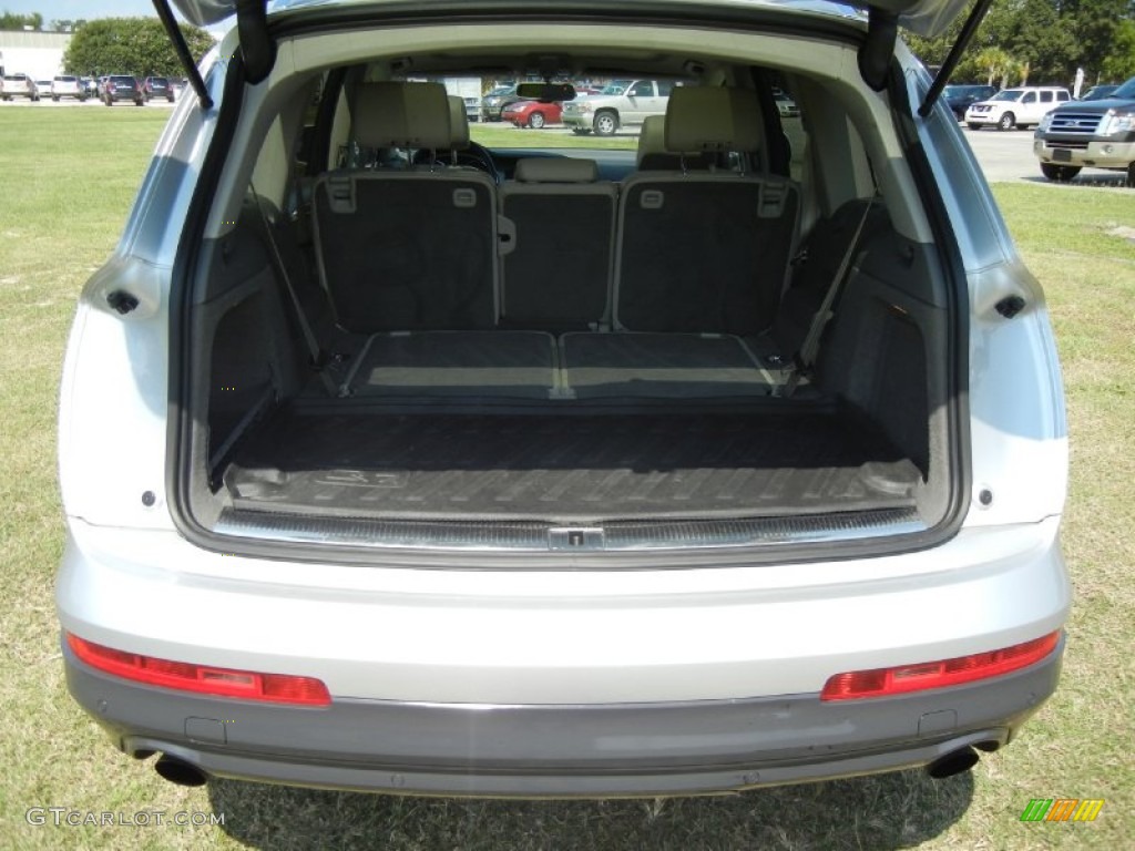2010 Audi Q7 3.6 Premium quattro Trunk Photo #54685868