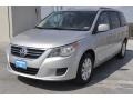Mercury Silver Metallic - Routan SEL Photo No. 3