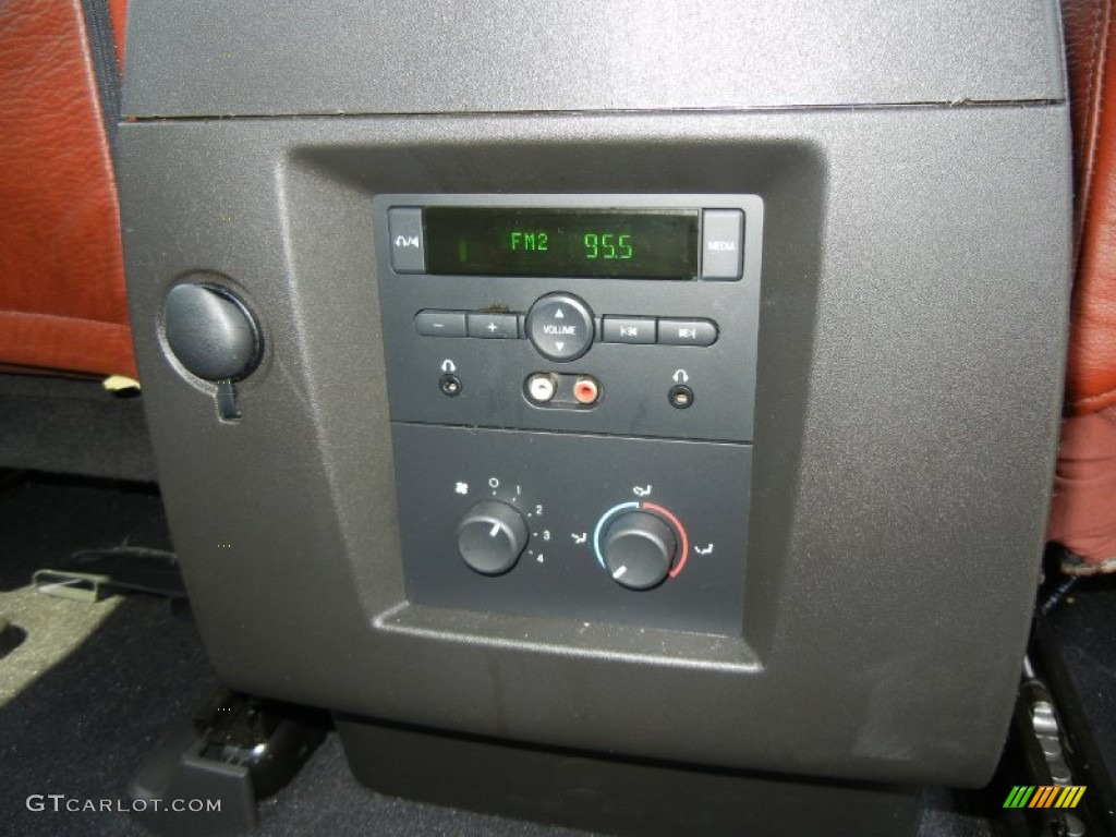 2008 Ford Expedition EL Eddie Bauer Controls Photo #54686294