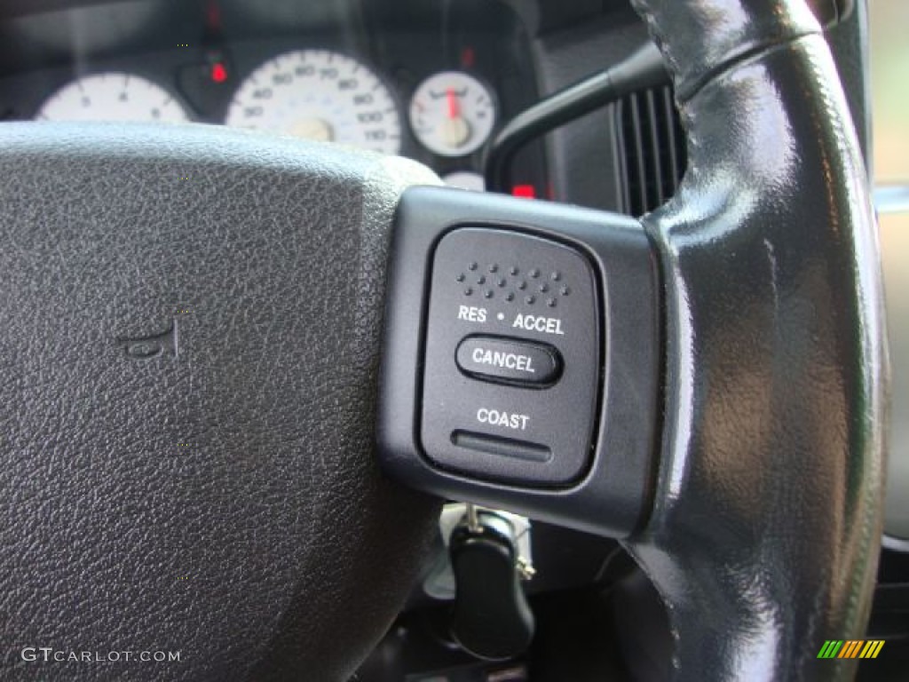 2004 Ram 1500 SLT Sport Quad Cab 4x4 - Flame Red / Dark Slate Gray photo #28