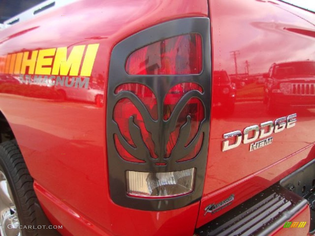 2004 Ram 1500 SLT Sport Quad Cab 4x4 - Flame Red / Dark Slate Gray photo #42