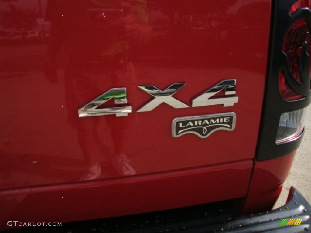 2004 Ram 1500 SLT Sport Quad Cab 4x4 - Flame Red / Dark Slate Gray photo #43