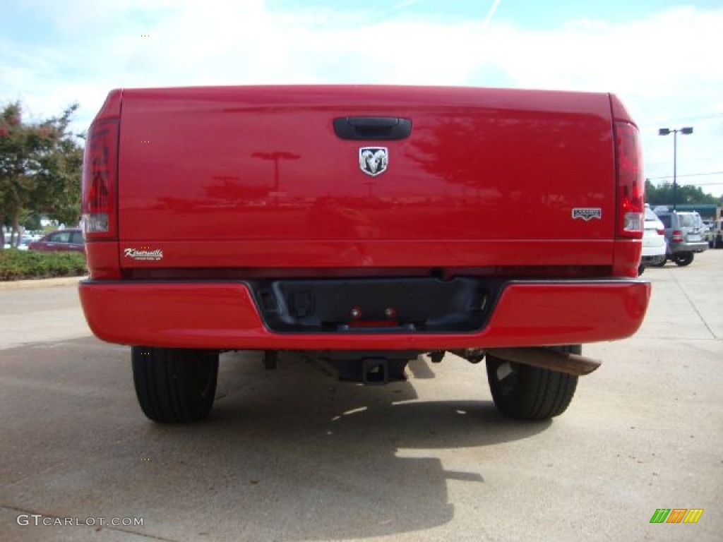 2005 Ram 1500 Laramie Quad Cab - Flame Red / Dark Slate Gray photo #4