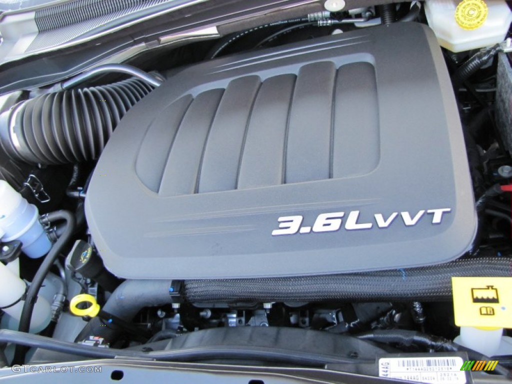 2012 Chrysler Town & Country Touring - L 3.6 Liter DOHC 24-Valve VVT Pentastar V6 Engine Photo #54688123