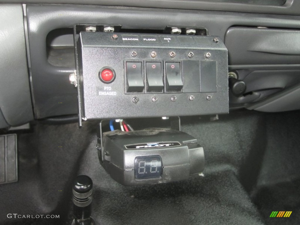 2007 F650 Super Duty XLT Regular Cab Pro Loader Truck - Red / Medium Dark Flint photo #20