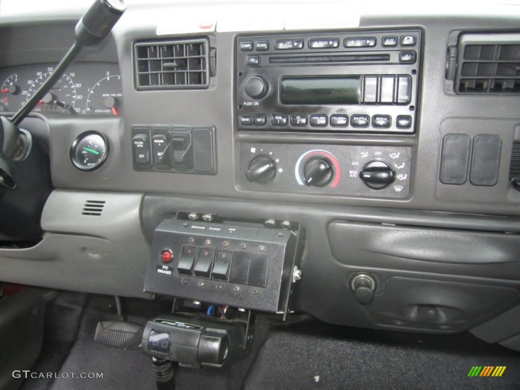 2007 F650 Super Duty XLT Regular Cab Pro Loader Truck - Red / Medium Dark Flint photo #22