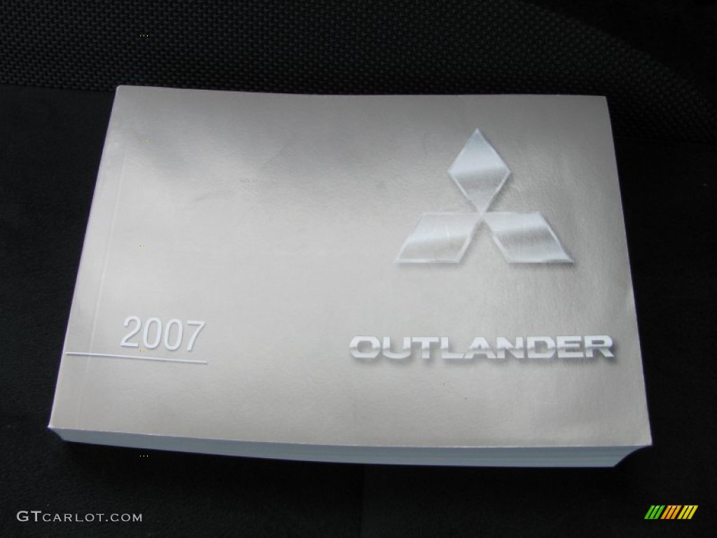 2007 Outlander ES - Cool Silver Metallic / Black photo #4