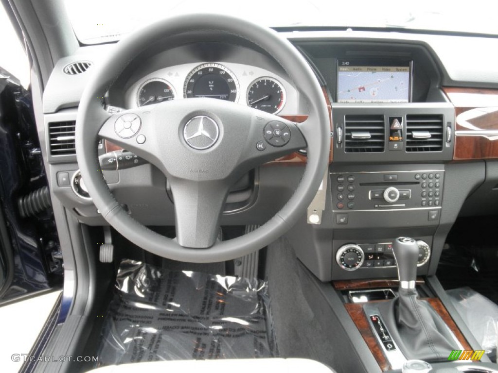 2012 Mercedes-Benz GLK 350 4Matic dashboard Photo #54691051