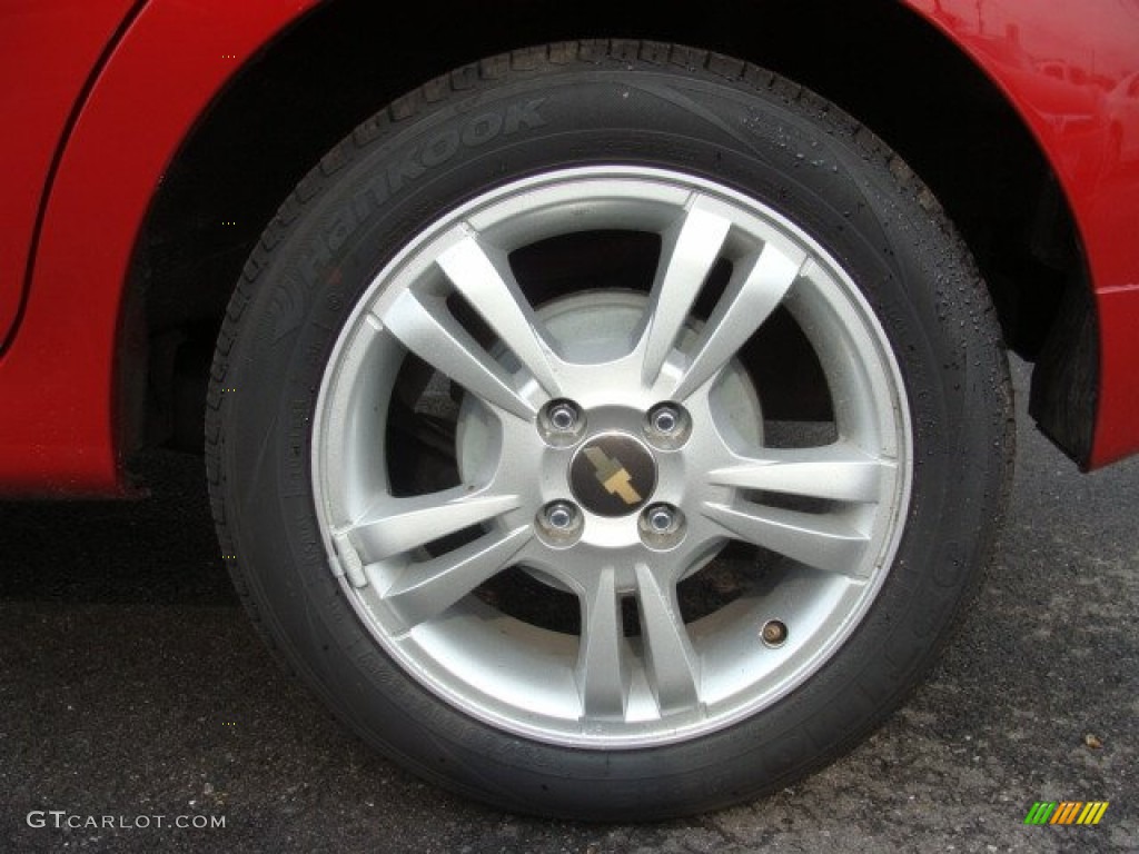 2011 Chevrolet Aveo Aveo5 LT wheel Photo #54695752