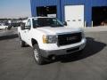 Summit White - Sierra 2500HD Regular Cab 4x4 Photo No. 2