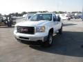 Summit White - Sierra 2500HD Regular Cab 4x4 Photo No. 3
