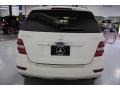 Arctic White - ML 350 4Matic Photo No. 10