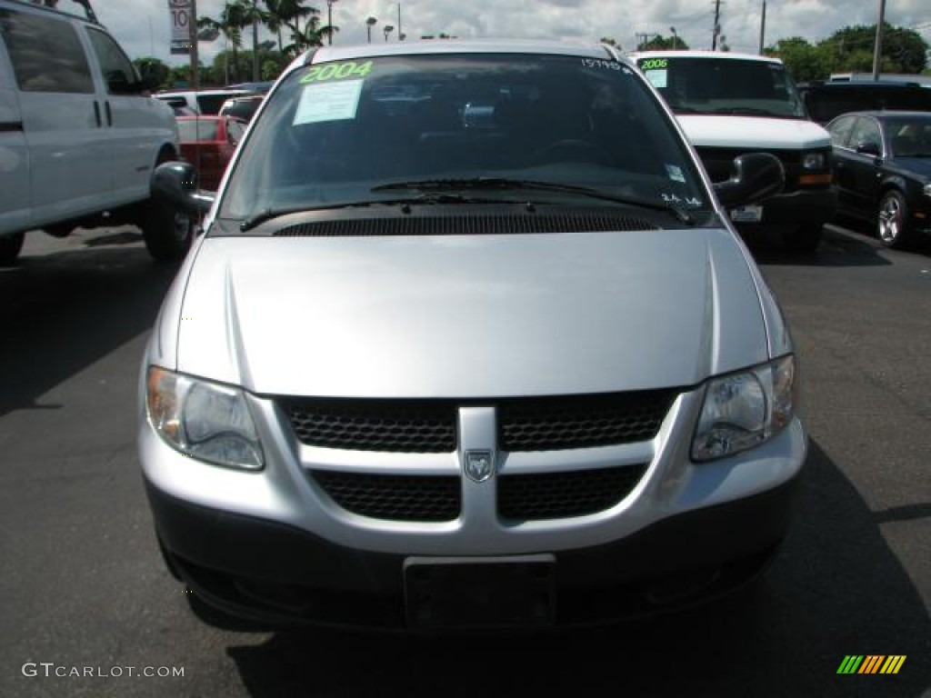 2004 Caravan SE - Bright Silver Metallic / Medium Slate Gray photo #3