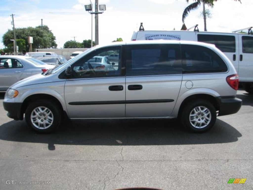 Bright Silver Metallic 2004 Dodge Caravan SE Exterior Photo #54699040