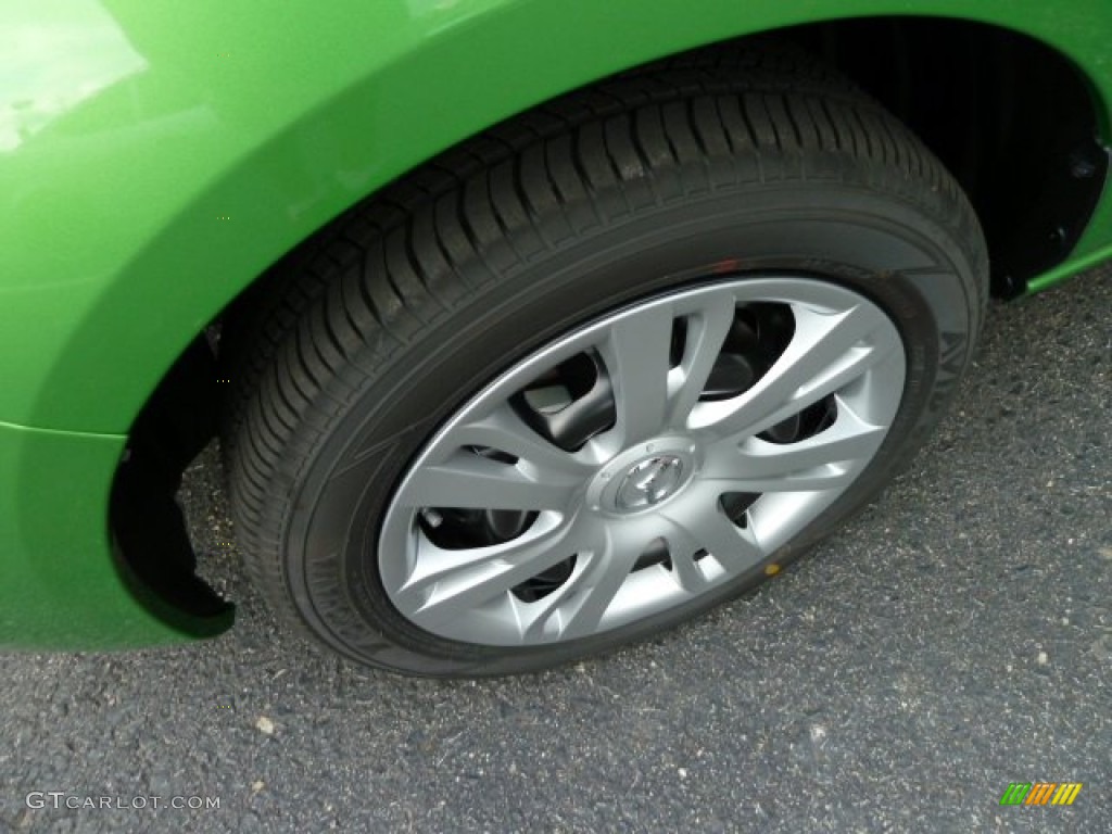 2011 MAZDA2 Touring - Spirited Green Metallic / Black photo #9