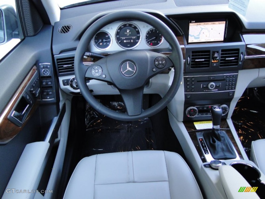 2012 GLK 350 - Sapphire Grey Metallic / Grey/Black photo #7