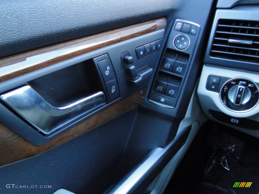 2012 Mercedes-Benz GLK 350 Controls Photo #54704986