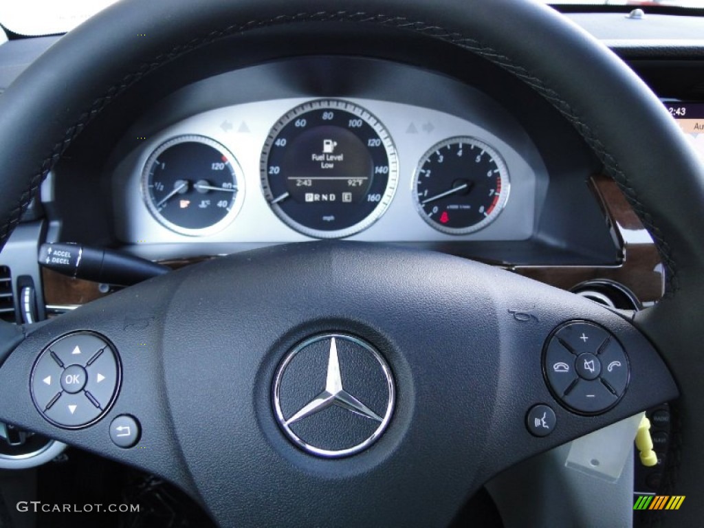 2012 Mercedes-Benz GLK 350 Grey/Black Steering Wheel Photo #54704995
