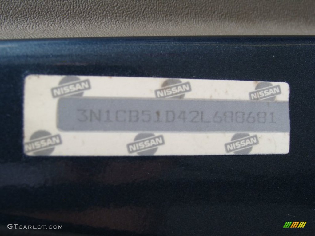 2002 Sentra GXE - Out Of The Blue / Sand Beige photo #16