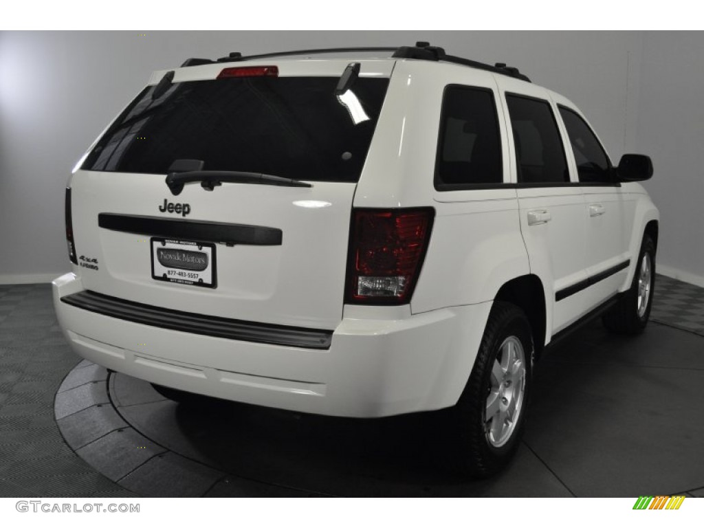 2008 Grand Cherokee Laredo 4x4 - Stone White / Dark Slate Gray photo #4