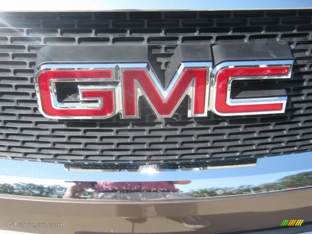 2012 GMC Acadia SLE Marks and Logos Photo #54707125