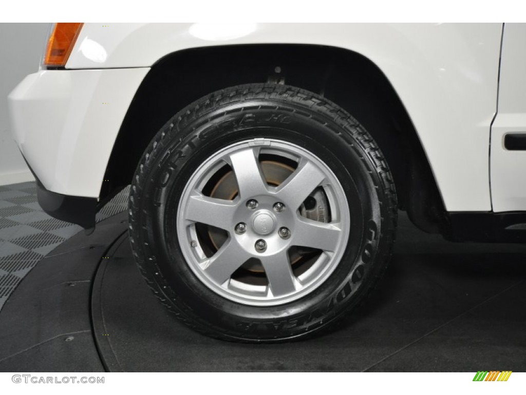 2008 Grand Cherokee Laredo 4x4 - Stone White / Dark Slate Gray photo #35