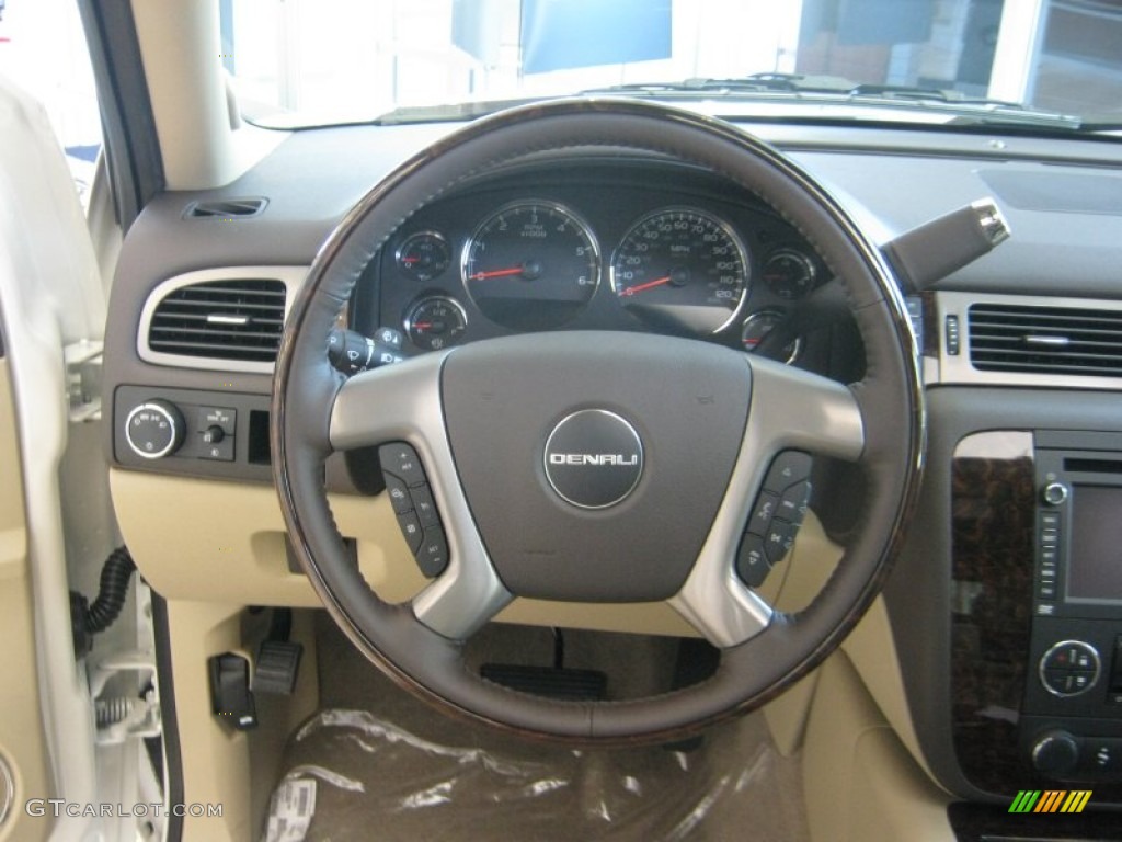 2012 GMC Yukon Denali Cocoa/Light Cashmere Steering Wheel Photo #54707200