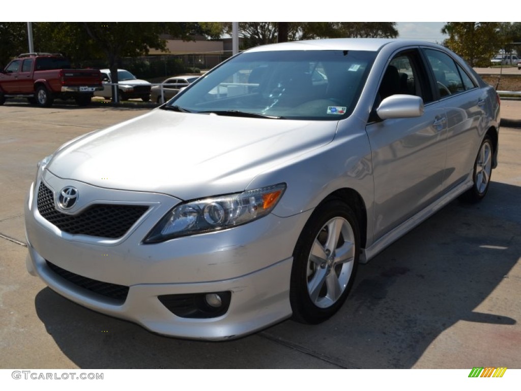 2010 Camry SE - Classic Silver Metallic / Dark Charcoal photo #1