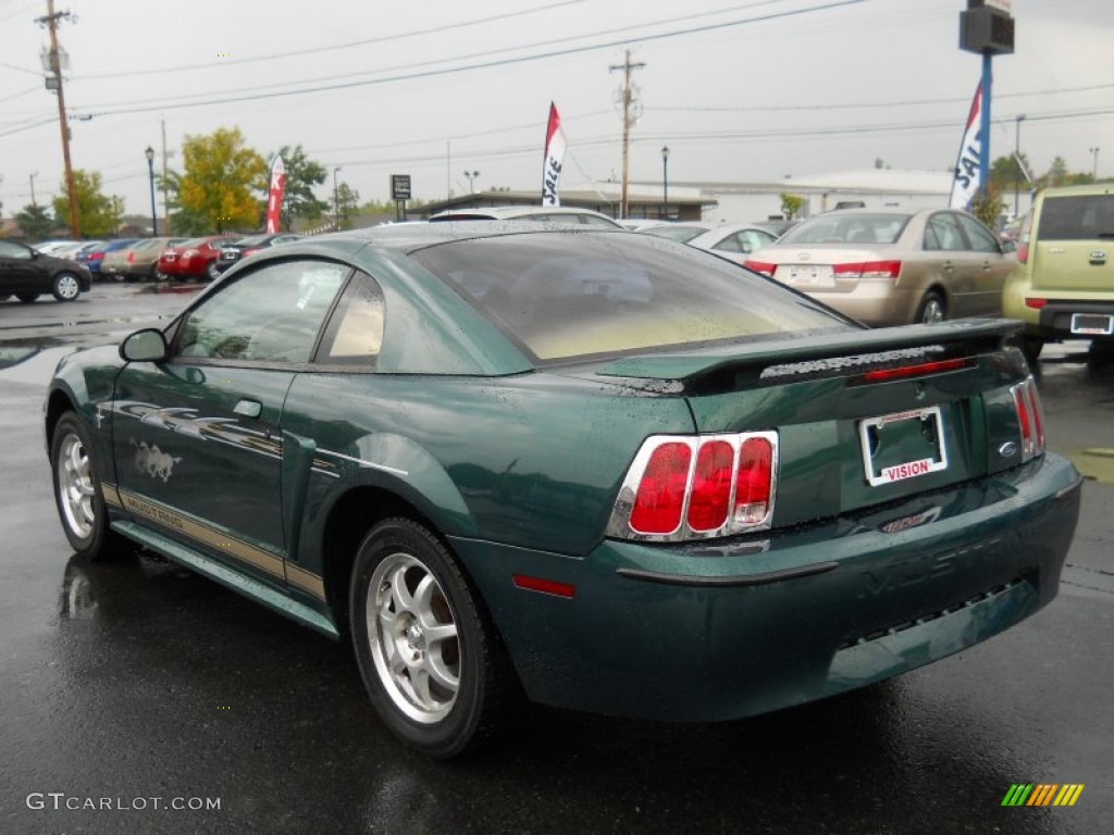 2002 Mustang V6 Coupe - Tropic Green Metallic / Medium Parchment photo #15